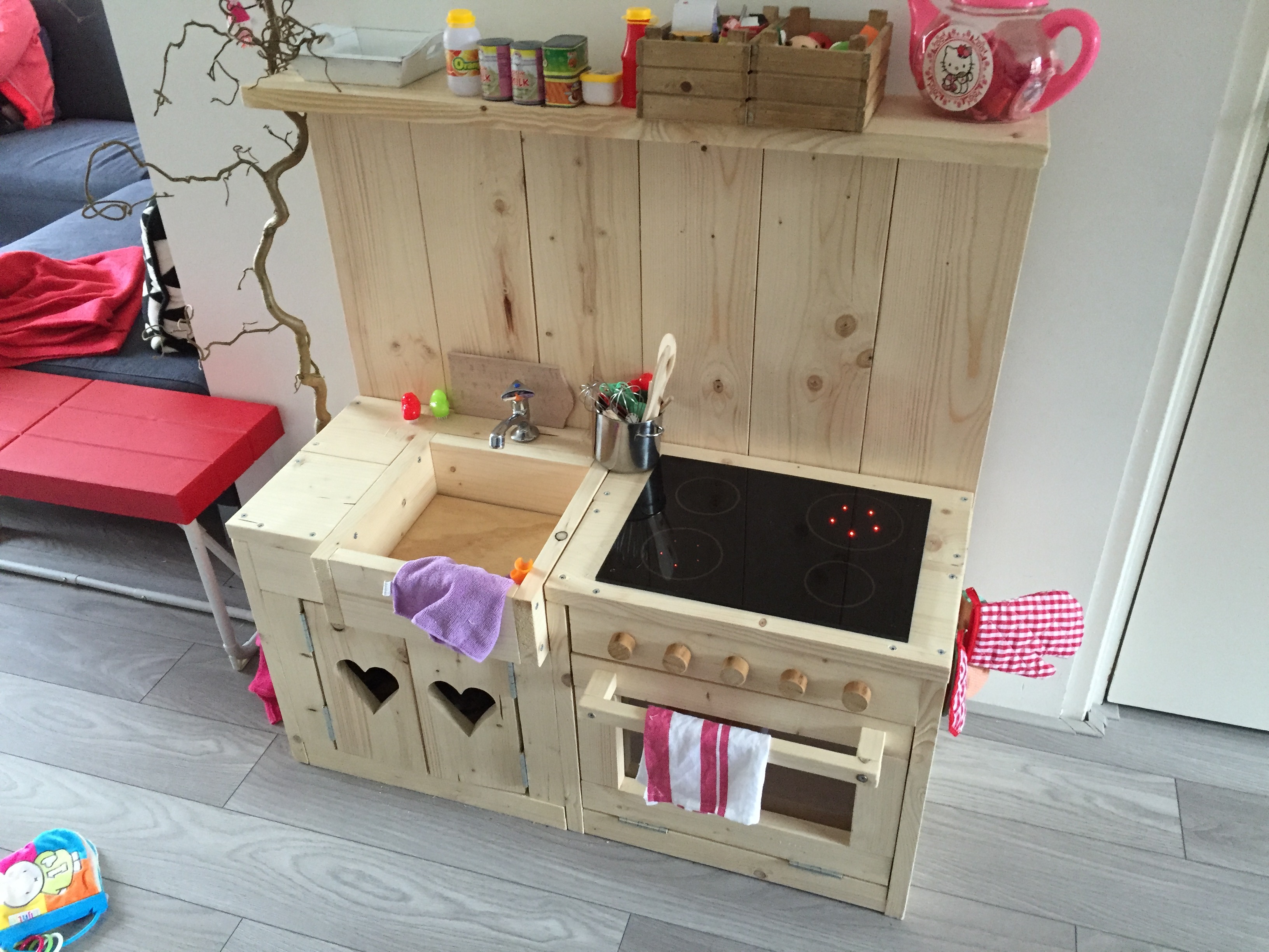 Play kitchen